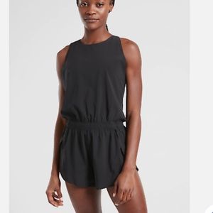 Athleta Run With It Jumpsuit
Rompe